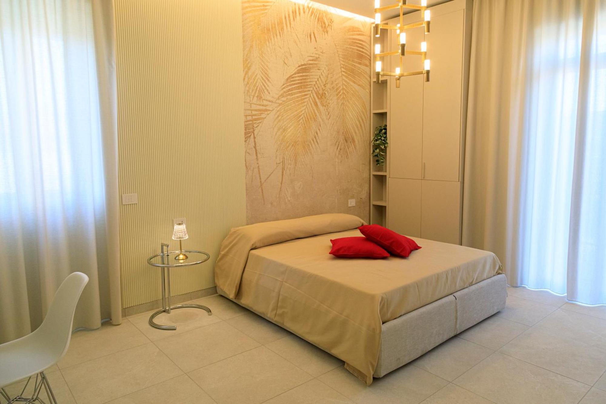 Domus Vivian Hotel Montecorvino Pugliano Ngoại thất bức ảnh